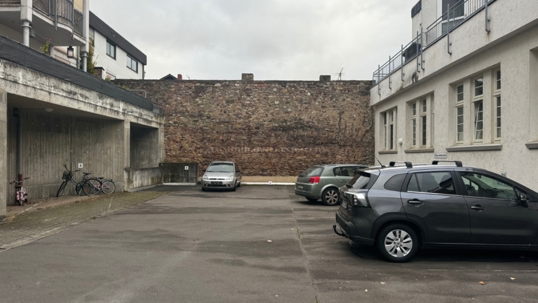 KFZ Stellplatz
