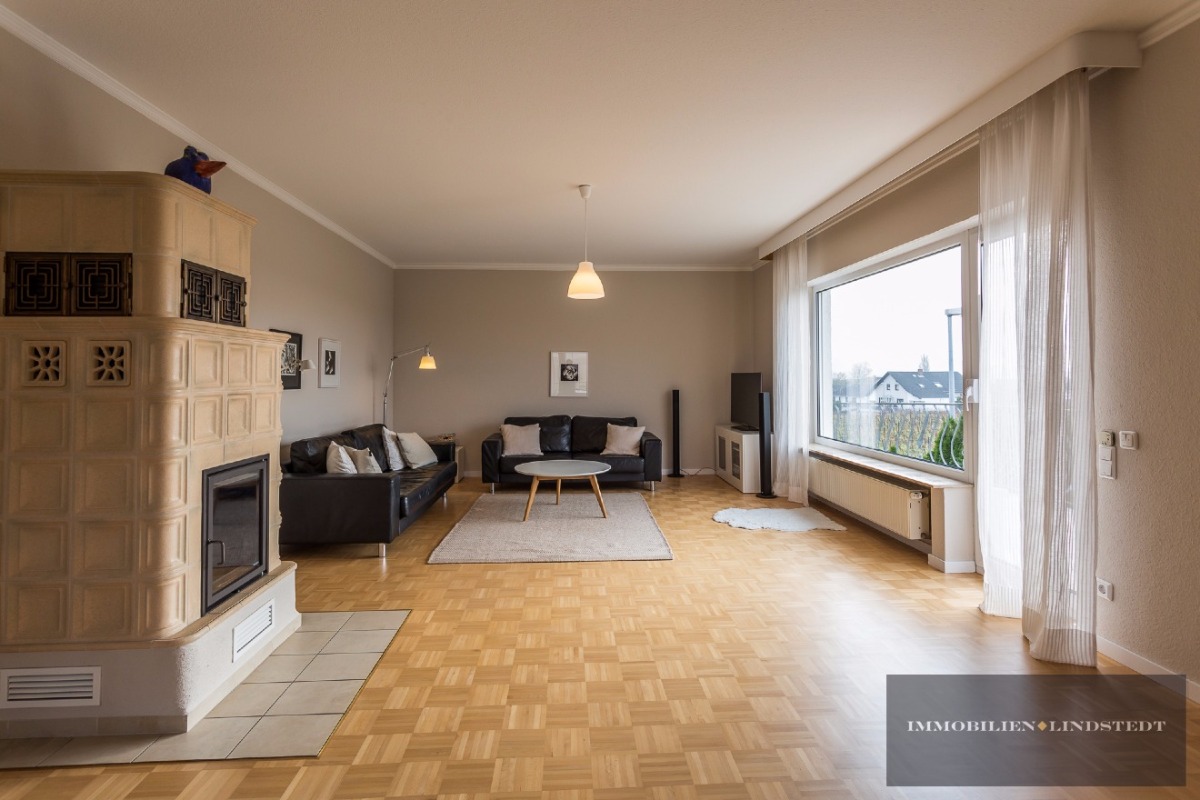 Wohnbereich mit Kachelofen
